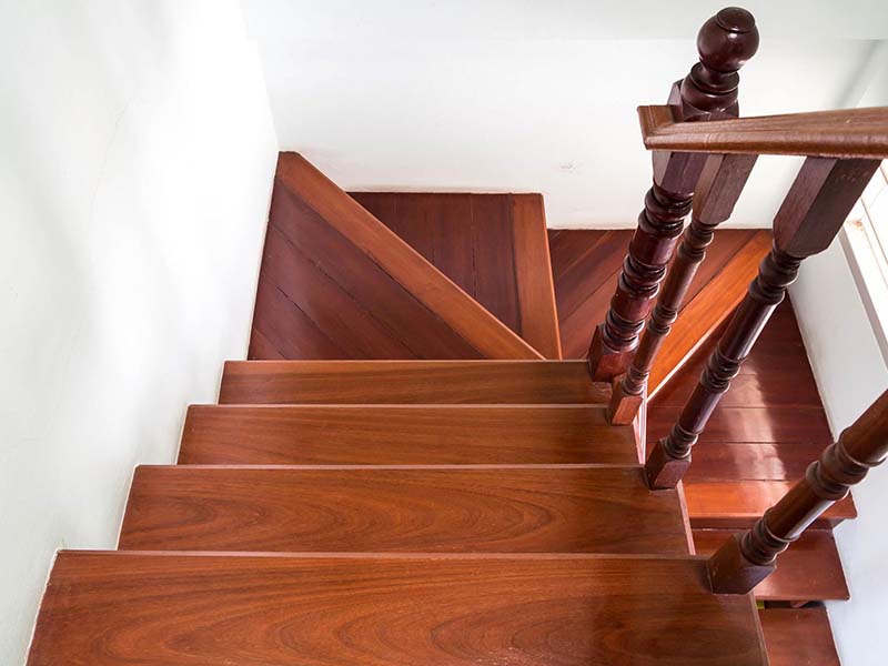 Escalier sur mesure Saint-Cyr-l’École