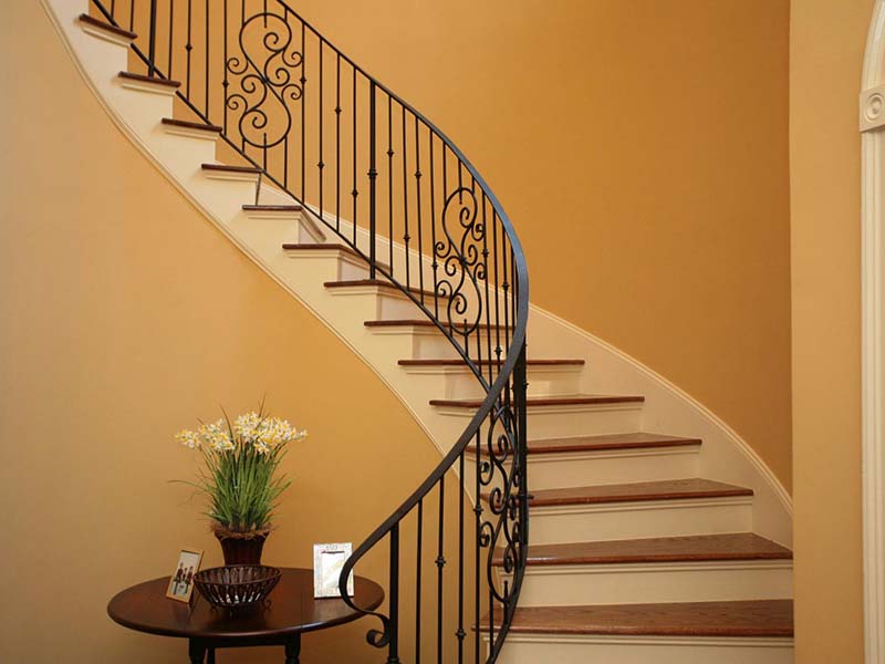 Escalier sur mesure Droue-sur-Drouette